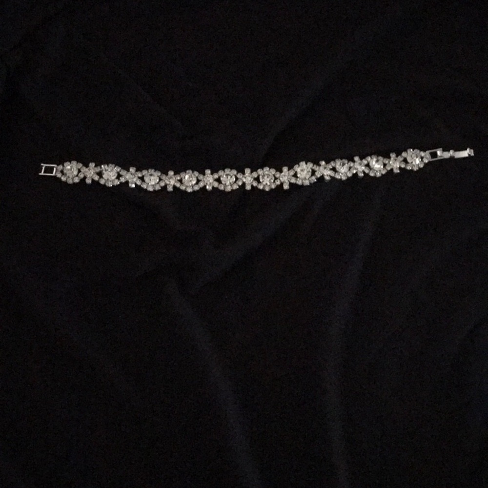 Silver stone bracelet